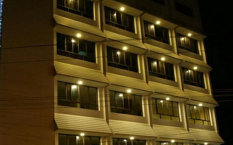 Mundadan Royal Inn, Kochi 3